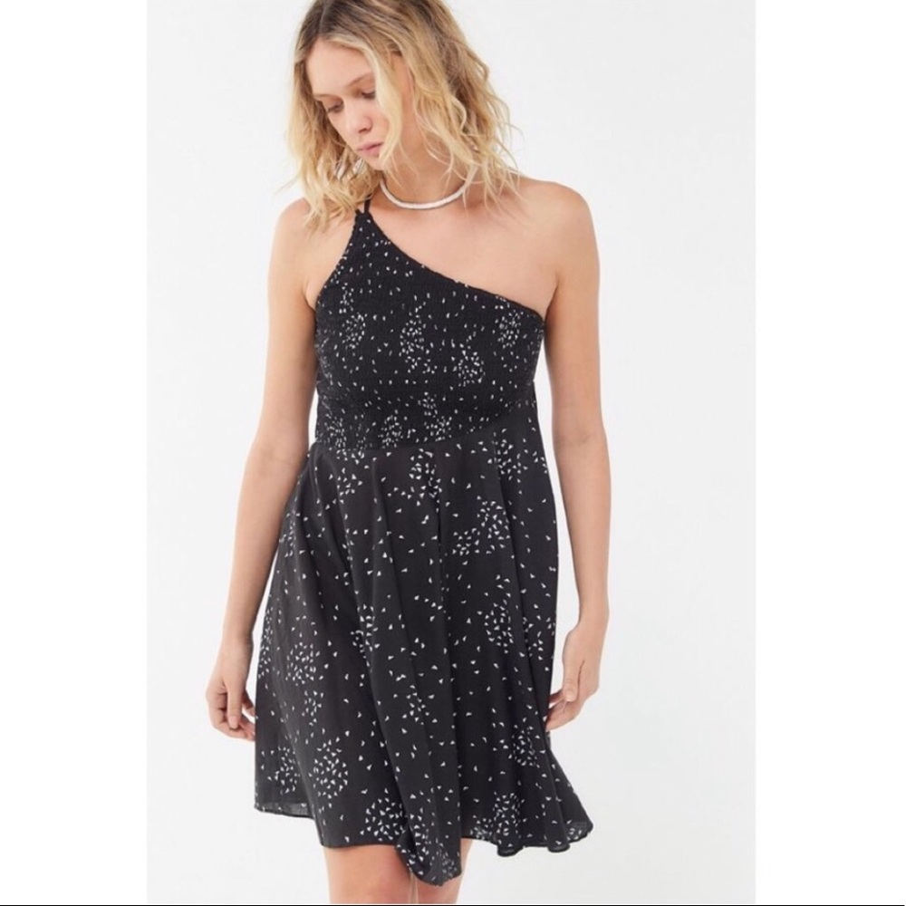 Urban Outfitters Dahlia asymmetrical smocked dress
